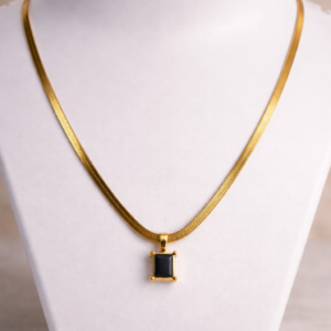 Noir Square Elegance Pendant